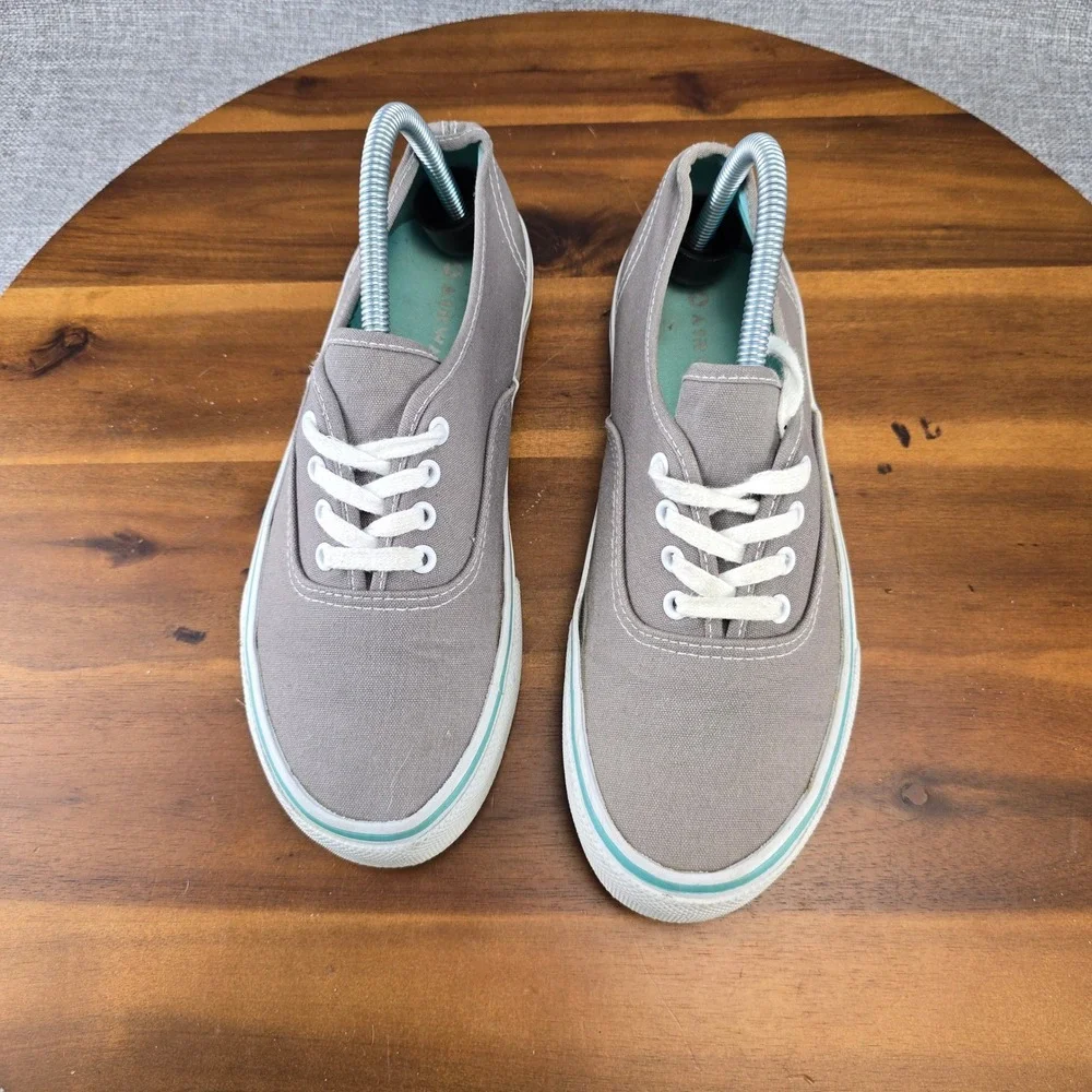 Airwalk Women's Canvas Sneakers Shoes Size 8 Gray Low Top Lace Up‎ Casual